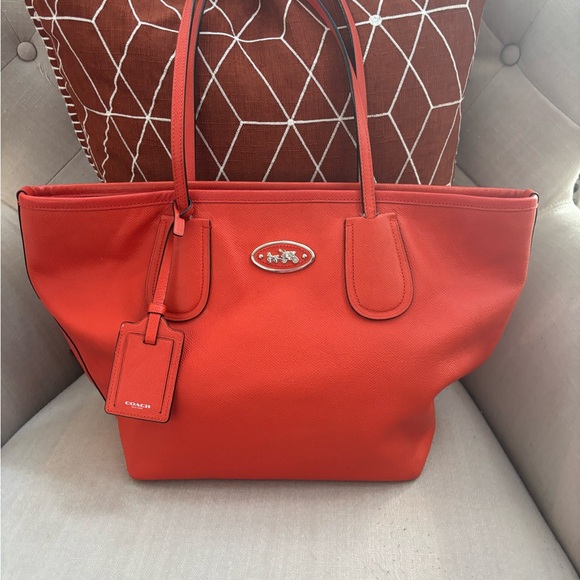 Coach Handbags - Orange Coach Tote Bag (Vintage / Early 2000’s)
